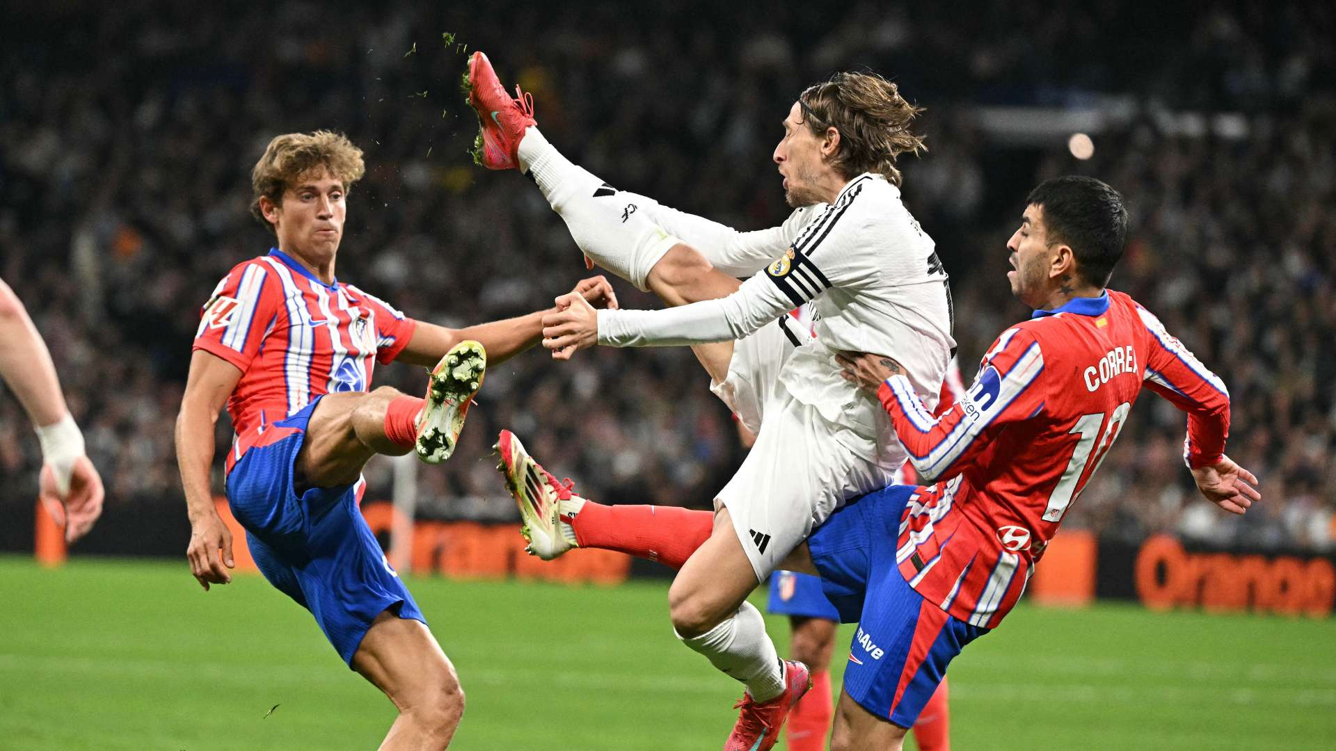 色变得越来 色变得越来